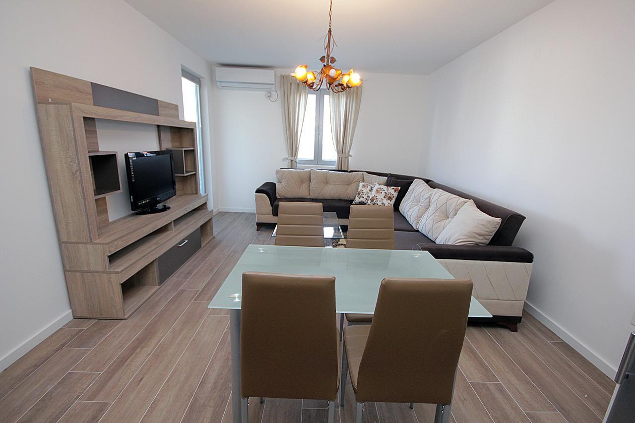 Apartment Melina Dobra Voda Exteriér fotografie